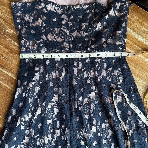 Vintage Black Lace Fit and Flare Cocktail Dress Size 8 - Picture 9 of 9